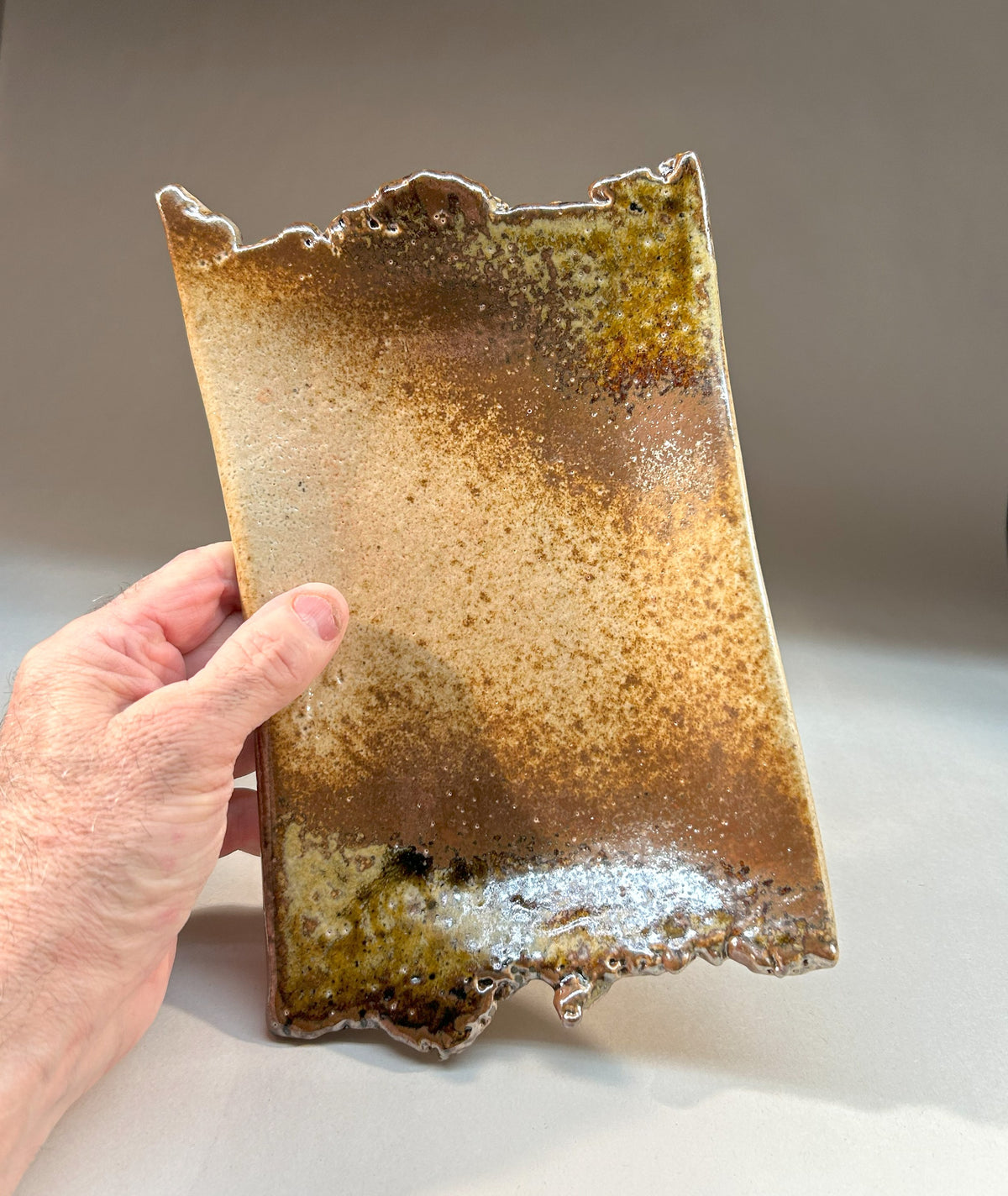 Small Handmade Pottery Tray with Rustic Edge – Artisan Ceramic Dish for Jewelry & Décor