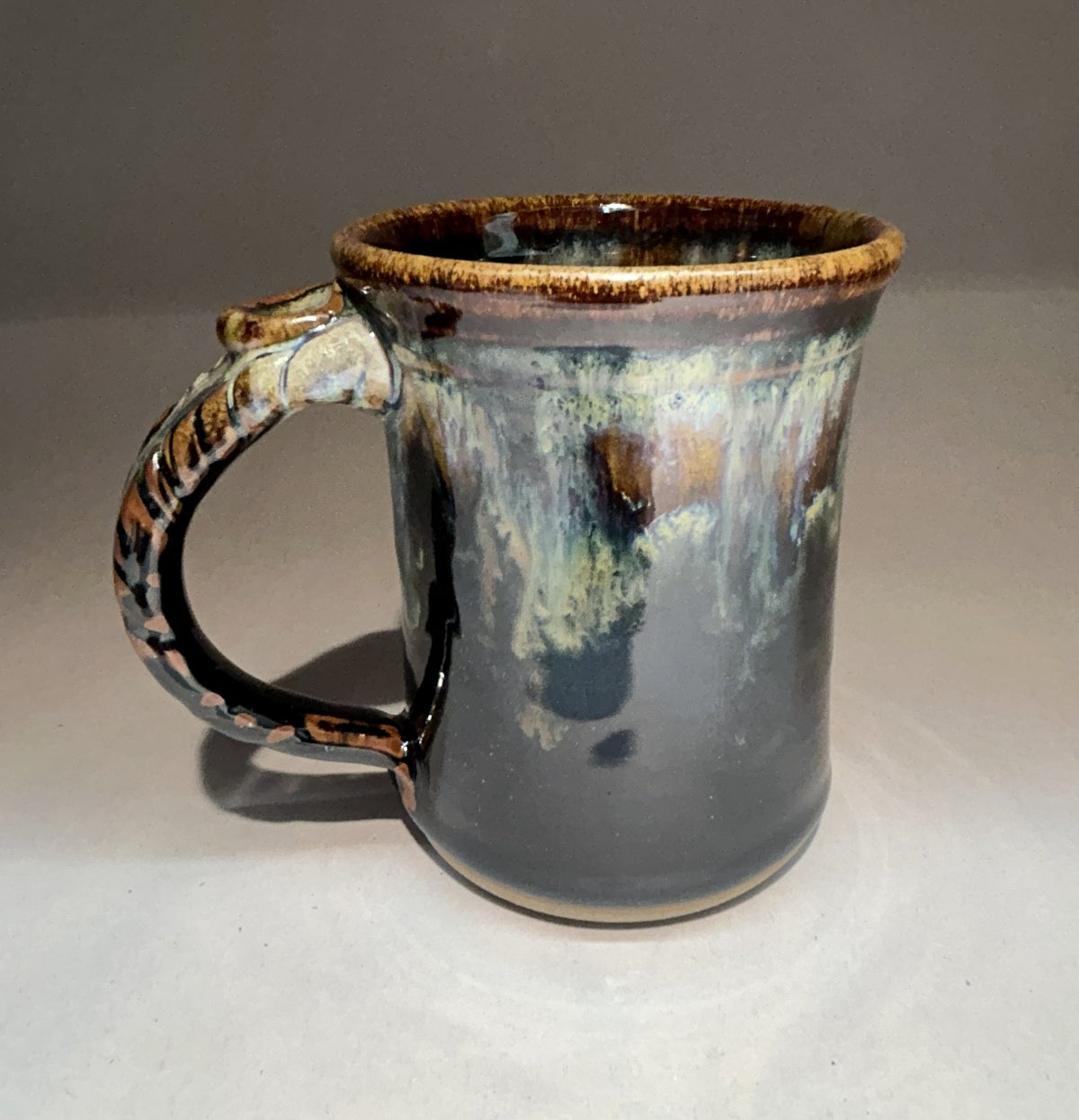 Handmade Pottery Mug with Temoku Black Glaze – Elegant, Durable, Artisan Crafted