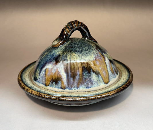 Handmade Pottery Butter Dish with Dome Lid – Functional, Artisan Kitchenware